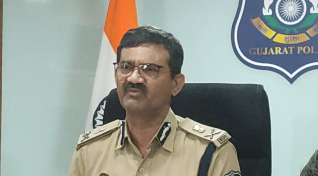 *પ્રવર્તમાન પરિસ્થિતિને ધ્યાને રાખી રાજ્યમાં આગામી ૯૬ કલાક સુધી ડ્રોન ઉડાડવા પર અને તા.૧૫-મે સુધી ફટાકડા ફોડવા પર પ્રતિબંધ*