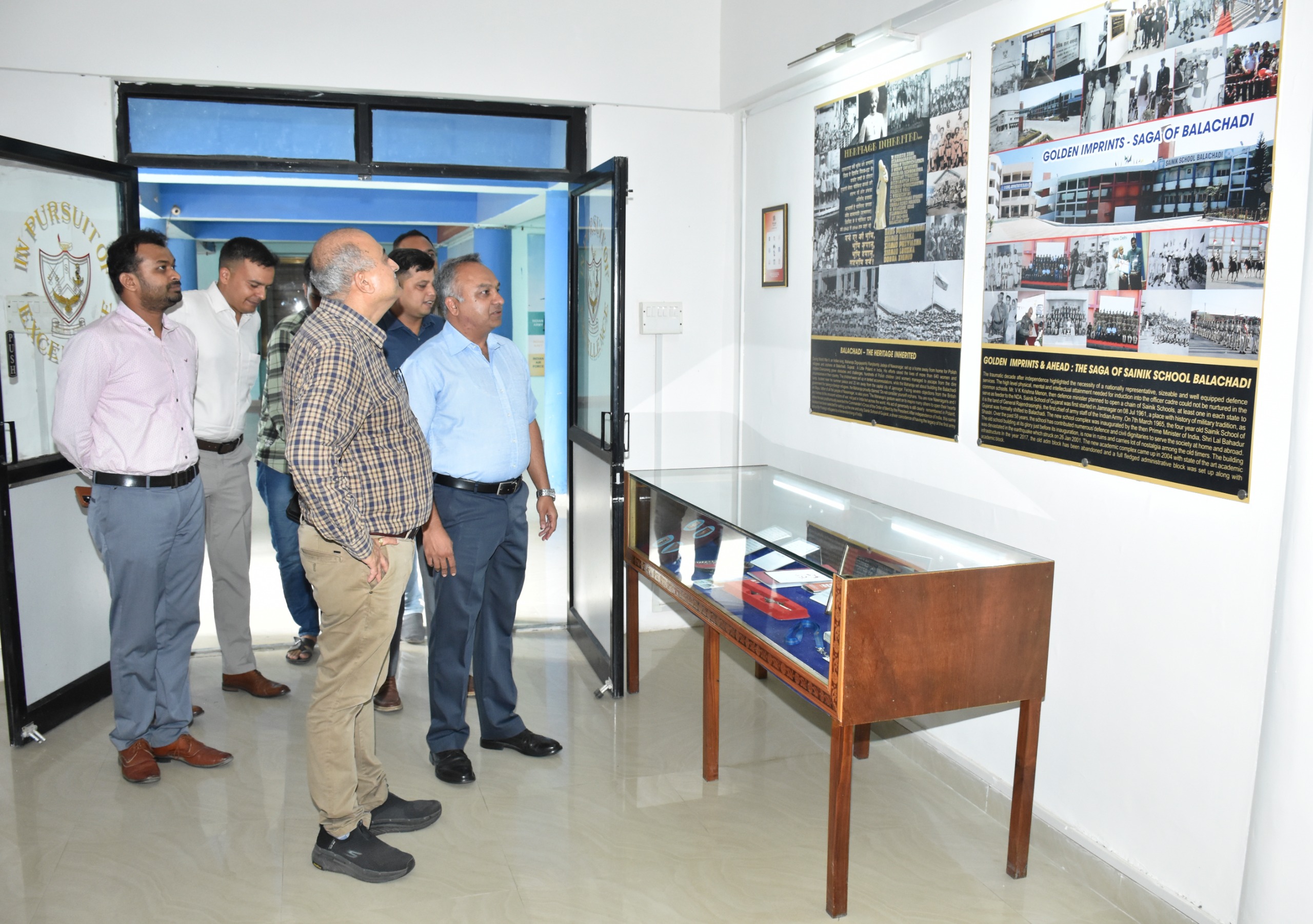 *બાલાચડી સૈનિક સ્કૂલની મુલાકાત લઈ શિક્ષણ અને સુવિધાઓનું નિરીક્ષણ કરતા જિલ્લા કલેક્ટર કેતન ઠક્કર*