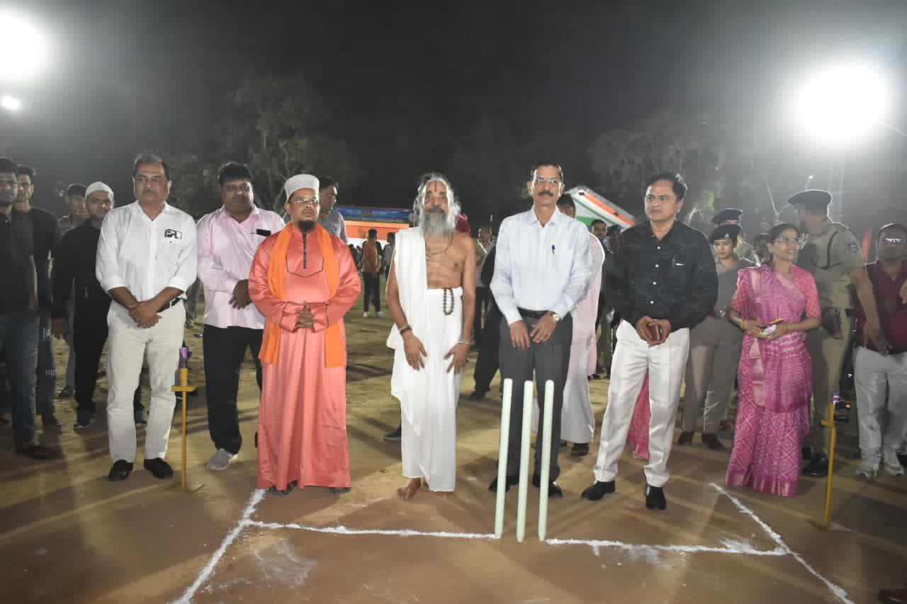 *અમદાવાદ શહેર પોલીસ દ્વારા એકતા ક્રિકેટ કપ 2025નું આયોજન કરાયું*