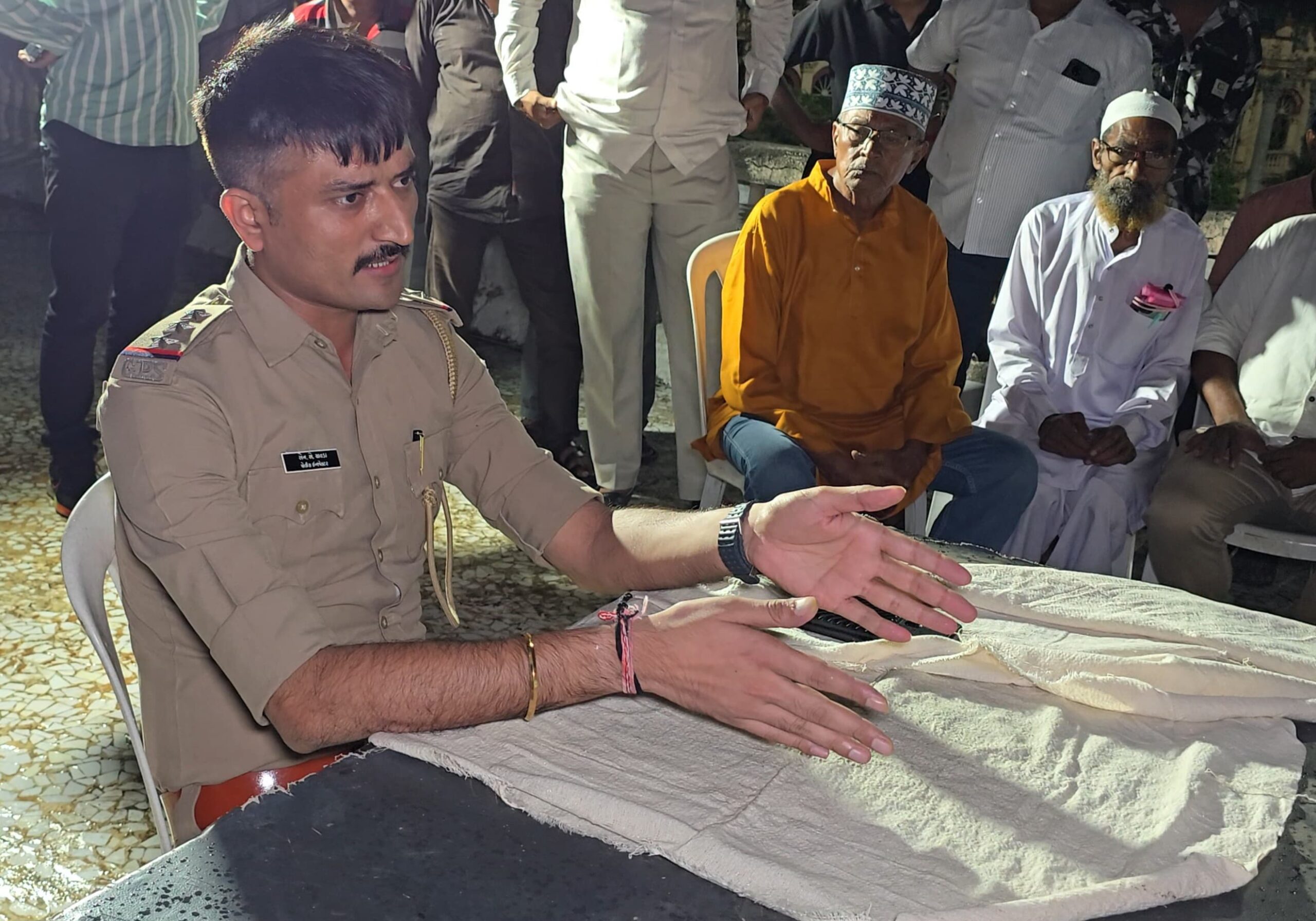 *મહોરમ પર્વ નિમિત્તે સિટી-એ ડિવિઝન પોલીસ સ્ટેશન ખાતે શાંતિ સમિતિની બેઠક યોજાઇ*