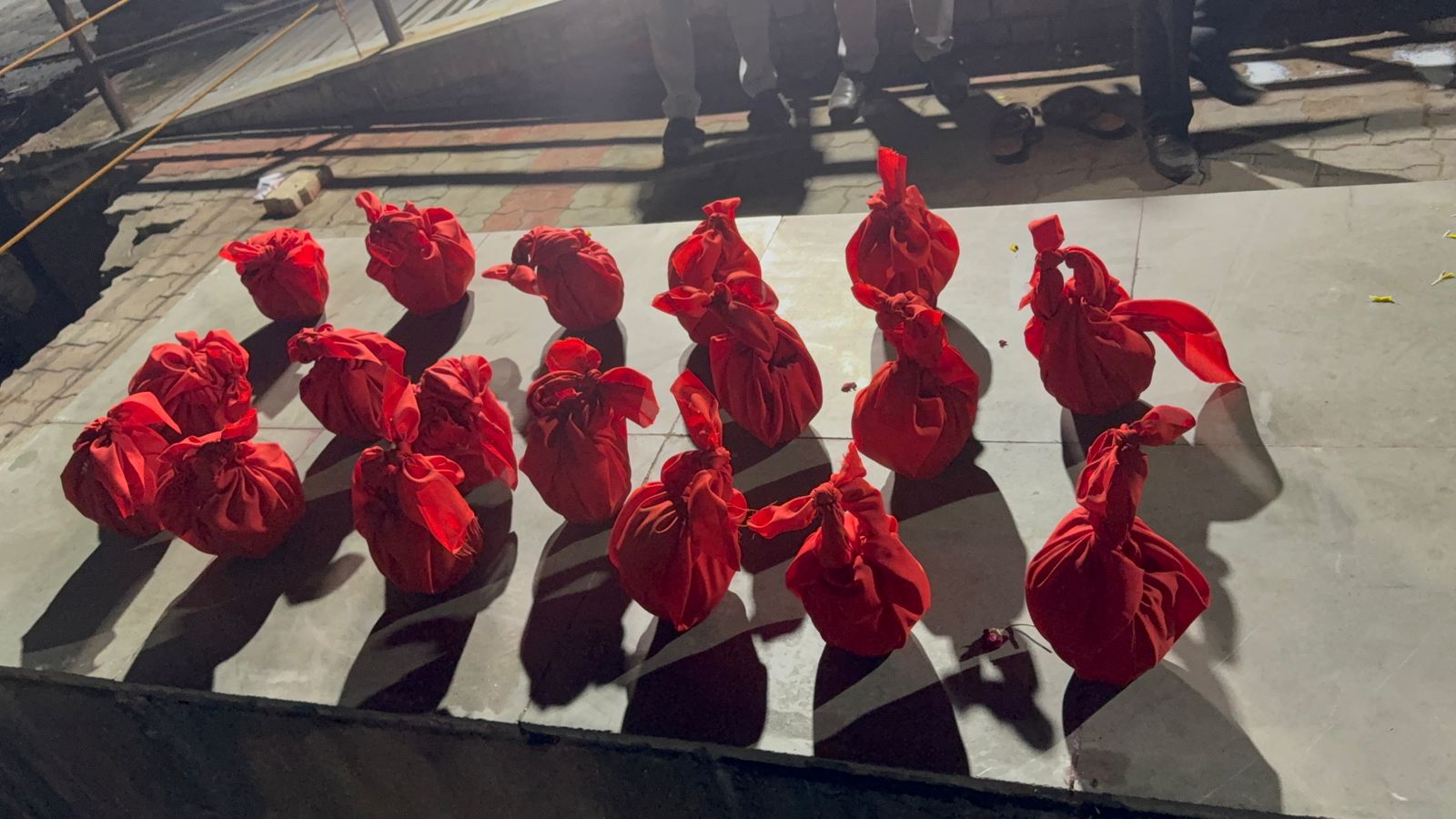 *પ્લેન ક્રેશ દુર્ઘટનામાં ગુજરાત સરકારનો ઉન્નત માનવીય અભિગમ – મોતનો મલાજો જાળવીને એક એક માનવ અંગો – નશ્વર અવશેષોની અંતિમ વિધિ સરકારે સુનિશ્ચિત કરી*