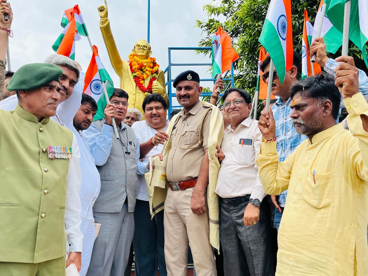 *​જામનગરના લાલપુર ખાતે દેશભક્તિના માહોલમાં ઉમંગભેર “તિરંગા યાત્રા” યોજાઈ*