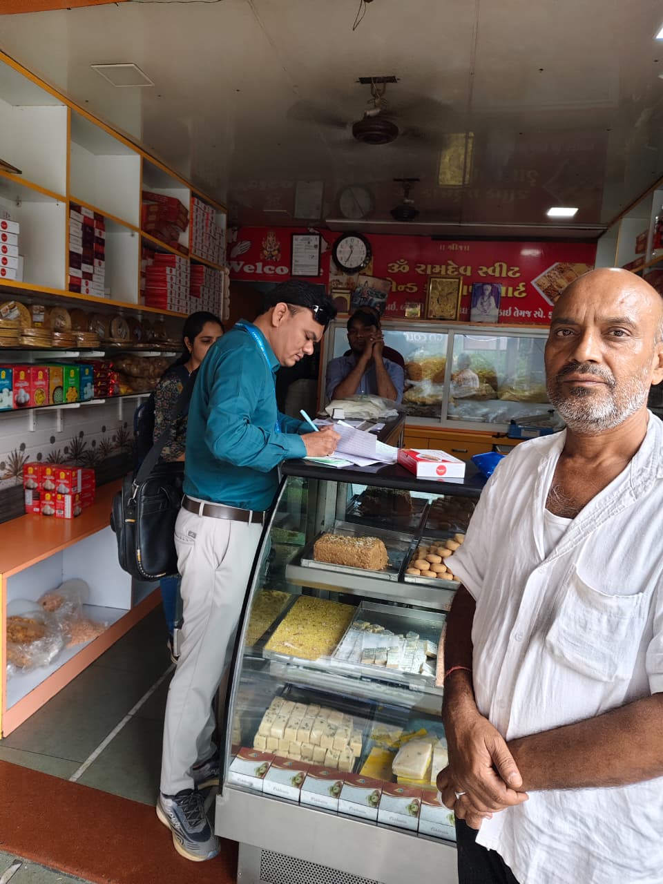 *તહેવારોમાં નાગરિકોને ગેરરીતીથી છેતરતા દુકાનદારો સામે રાજ્ય સરકારની લાલ આંખ*