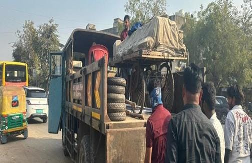 *સાત ઝોનમાંથી દબાણો હટાવી રૂ.8.96 લાખનો દંડ વસુલતું AMC નું એસ્ટેટ વિભાગ*