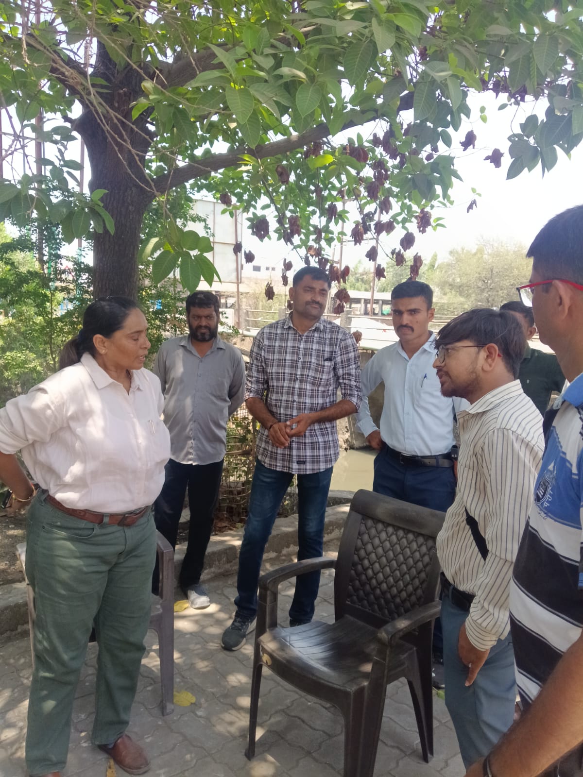 *માફિયાઓ દ્વારા કેમિકલ ઠાલવતાની જાણ થતાં તંત્ર અને પોલીસને જાણ કરી તાત્કાલિક કાર્યવાહી કરવાનો આદેશ આપતા આરોગ્યમંત્રી*